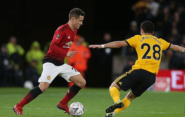 國隊防線鬆 國隊防線鬆